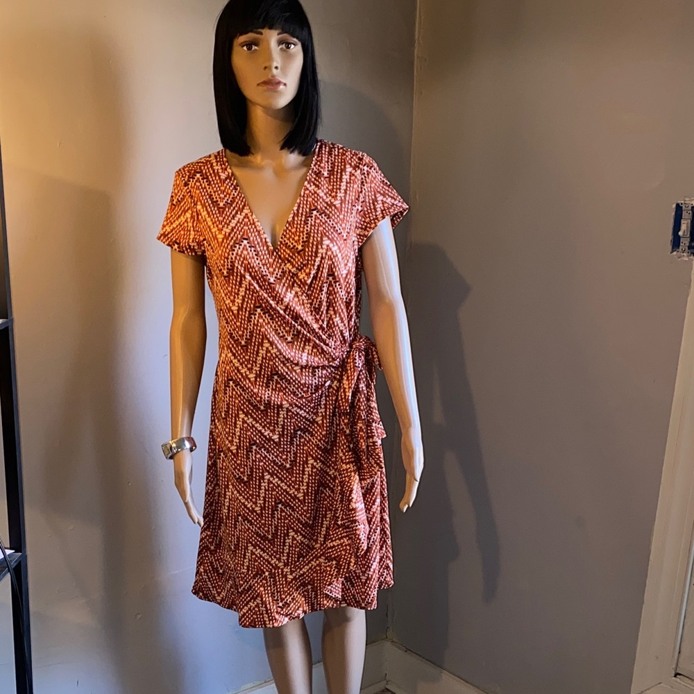 sofia by sofia vergara Red Chevron Wrap Mini Dress